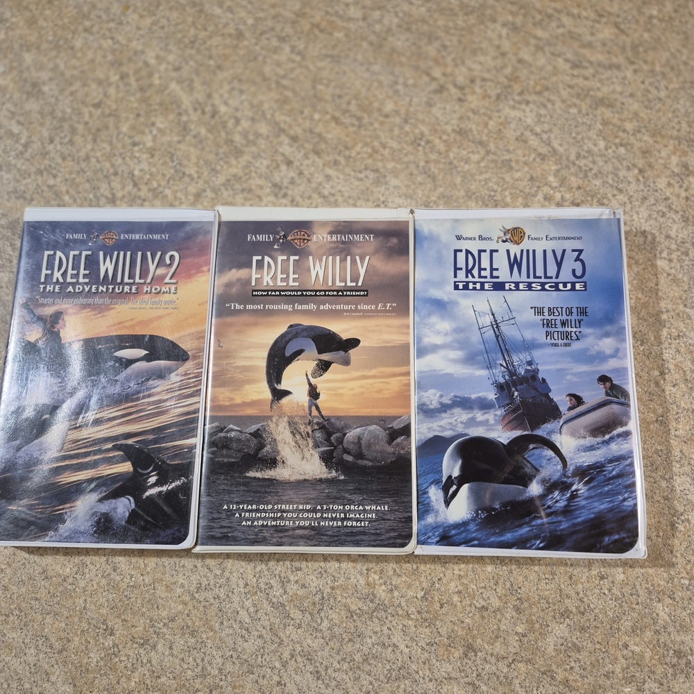 Vintage Free Willy VHS MOVIE COLLECTION FREE WILLY 1, 2 & 3 GOOD SHAPE